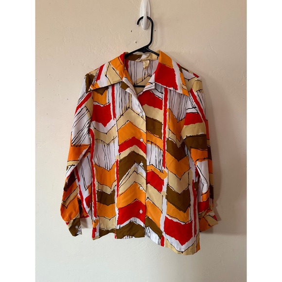Lady Manhattan Tops - Vintage Lady Manhattan 70s Abstract Chevron Dagger Collar Blouse Orange Red